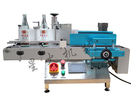 全自動立式圓瓶定位（wèi）貼標機